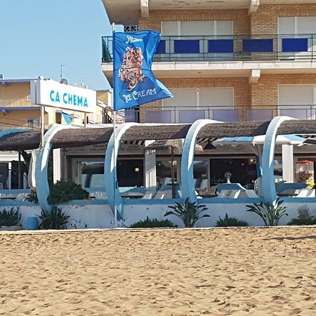 Alondras Playa Denia公寓 外观 照片