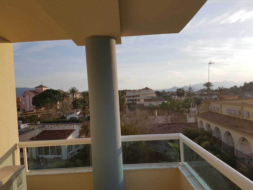 Alondras Playa Denia公寓 外观 照片