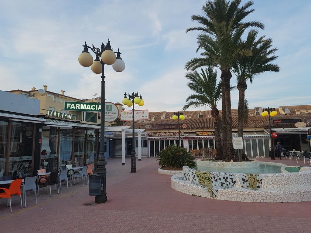Alondras Playa Denia公寓 外观 照片